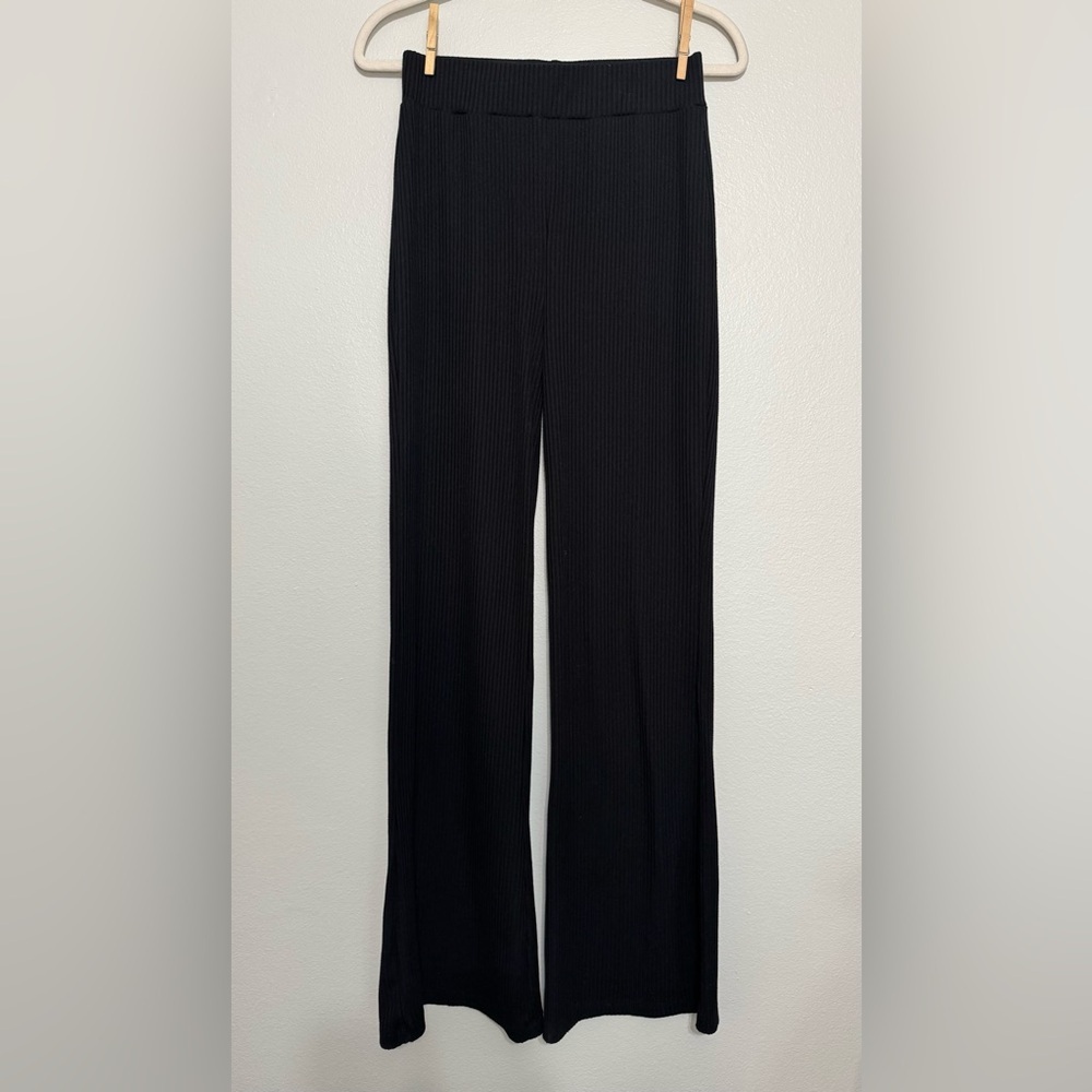 House of Harlow 1960 Black Wide Leg Flare Ribbed Pull On Pants - Medium